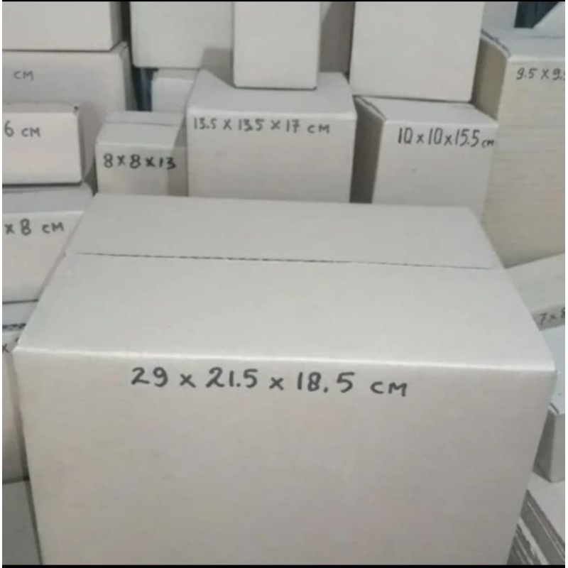 

Kardus packing uk 29×21,×18,5cm