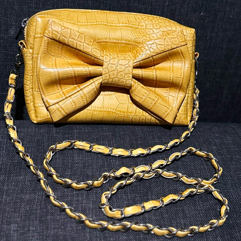 Tas Clutch Forever 21 Yellow Ribbon Japan like NEW