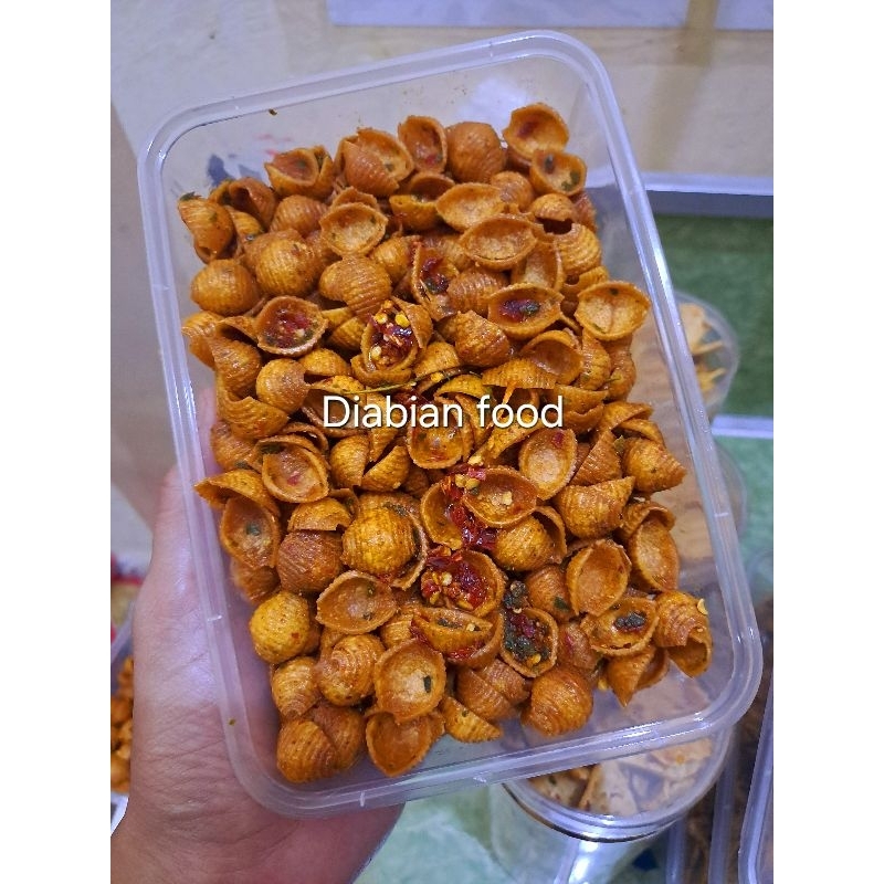 

Makaroni kerang pedas asin gurih daun jeruk