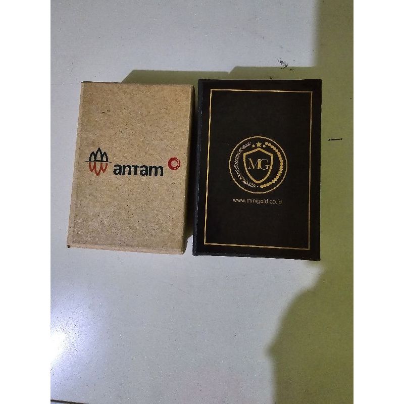Box / Kotak Kado Emas Antam dan Mini Gold