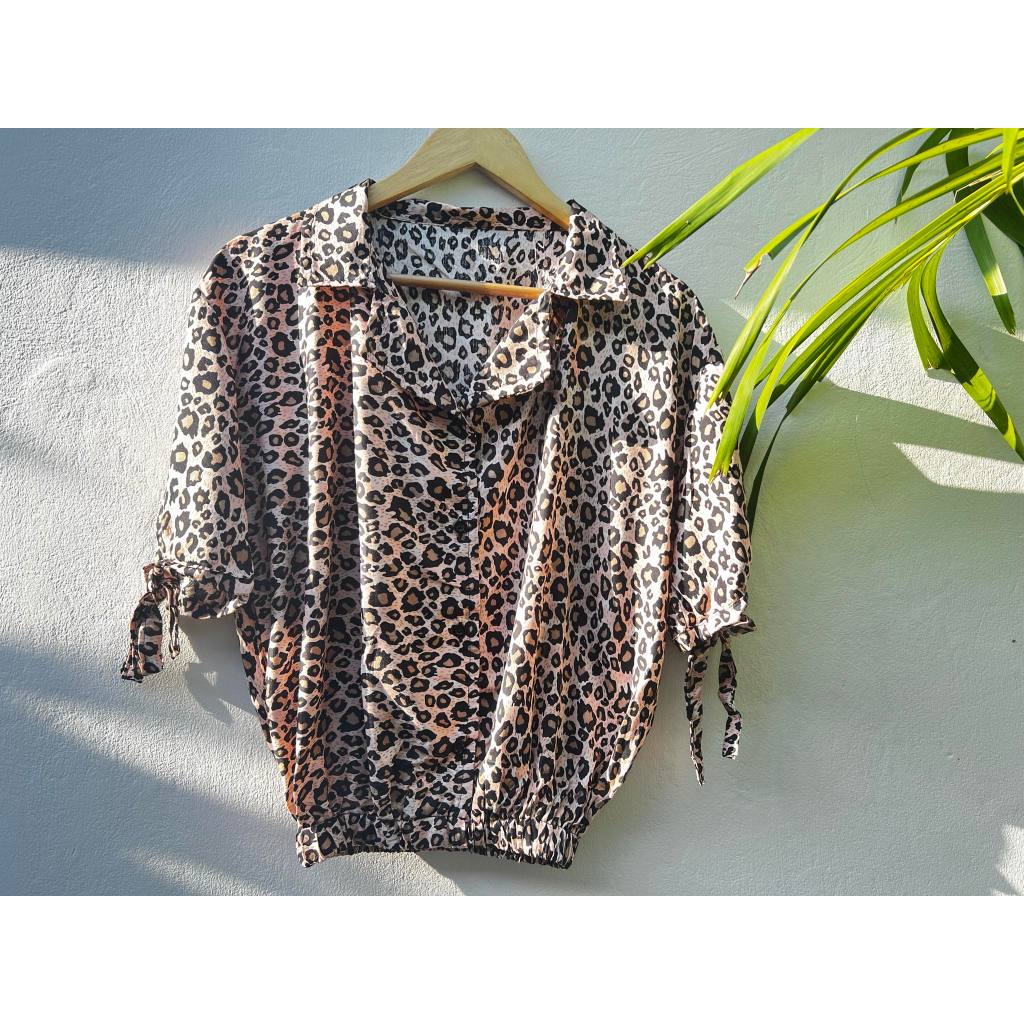 Baju atasan wanita  kameja blouse MODEL KOREA MOTIF LEOPARD HARGA PRODUKSI LANGSUNG