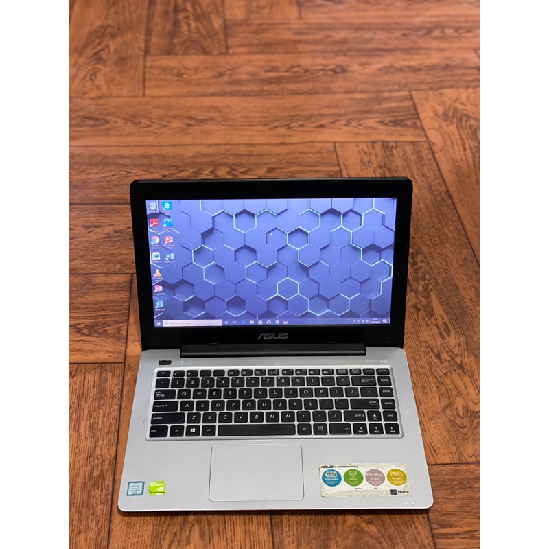 laptop asus x456UR i5 nvdia gaming & design