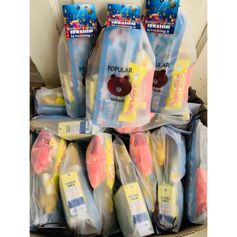 

paket snack sofenir alat tulis