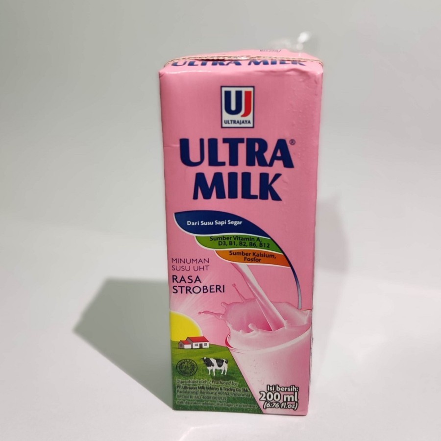 

Susu Ultra Milk Stroberi 200ml Rp.6.000-;