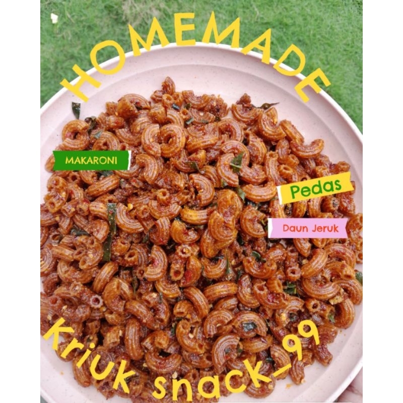 

Makaroni pedas daun jeruk
