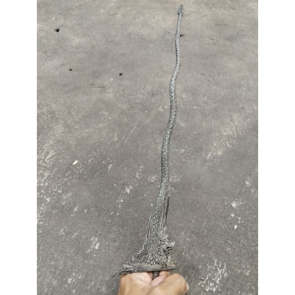 Keris Naga Runting luk 7/9 pamor Ngulit Semongko dengan Warangka Lengkap