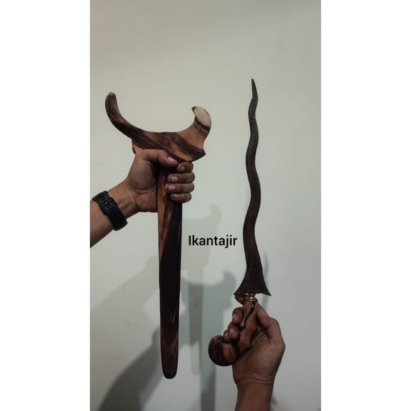 Keris Kayu Galih Asem bertuah