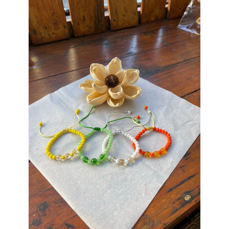 1pcs Gaya berpakaian grafit buatan kristal manik-manik wanita gelang/gelang kristal elegan, gelang m