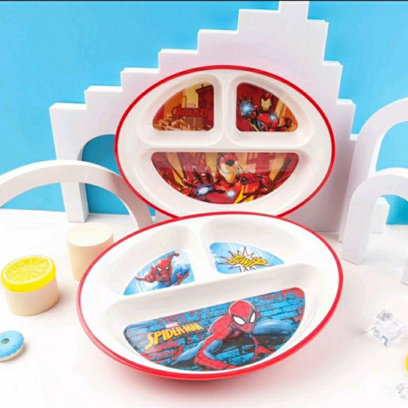 piring melamin lonjong grid karakter melamine Disney Original Marvel Divided Plate