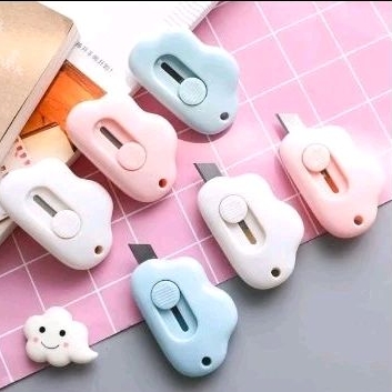 

Alat Potong Cuter Mini Lucu Model Awan & Dolphin