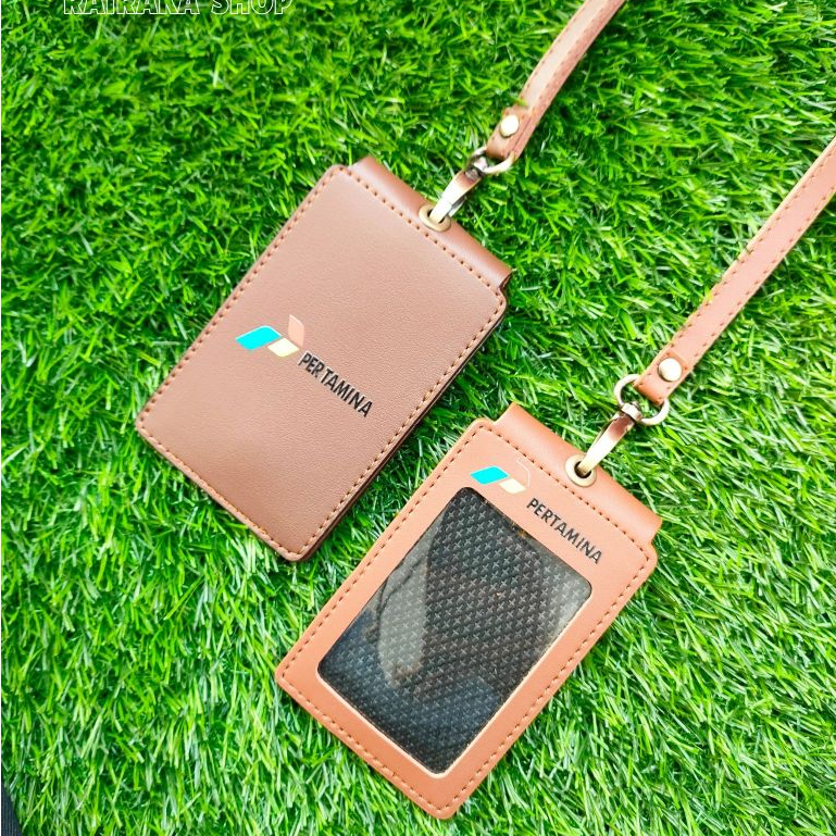 

RK Id Card Name Tag Kulit Holder Name Tag Double Flip 1 Sisi Magnet Terbaru