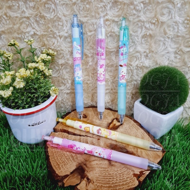 

Pensil Mix Random Set 3pcs Sanrio Pencil Mix Random 3in1 Kuromi My Melody Cinnamoroll Pompompurin Pochacco