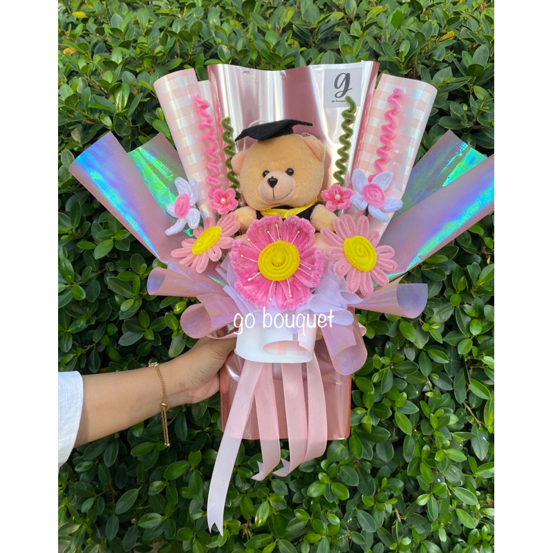 

buket boneka + bunga kawat bulu