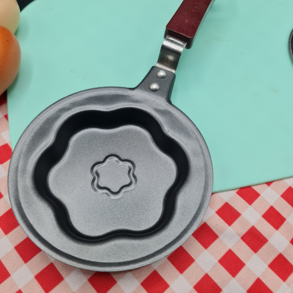 TEFLON TELUR PANCAKE FRY PAN MINI KARAKTER PANCAKE DENGAN TUTUP