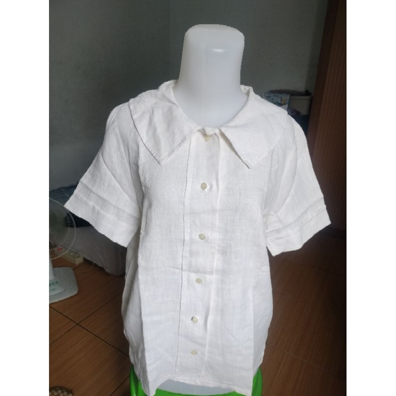 Blouse putih korea