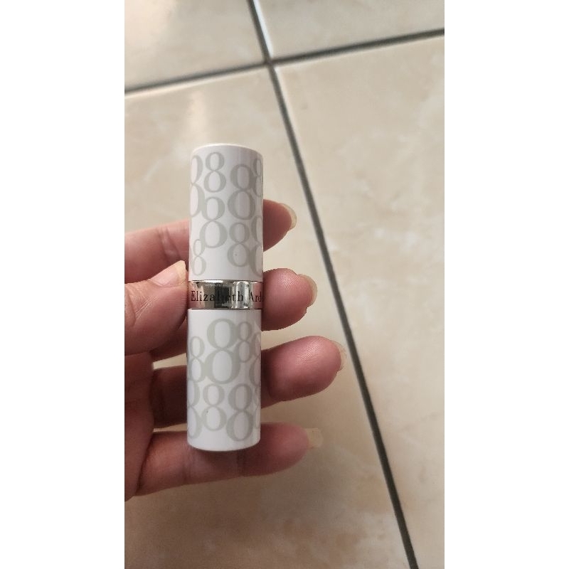 lipstik elizabeth arden warna merah