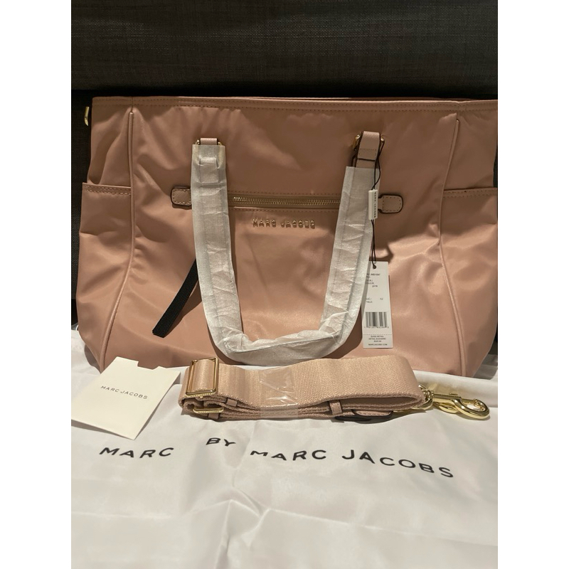 MJ TOTE AND SLING BAG NYLON MIX KULIT 34x30 in Soft dusty pink grade mirror (Not ORI) - NEW