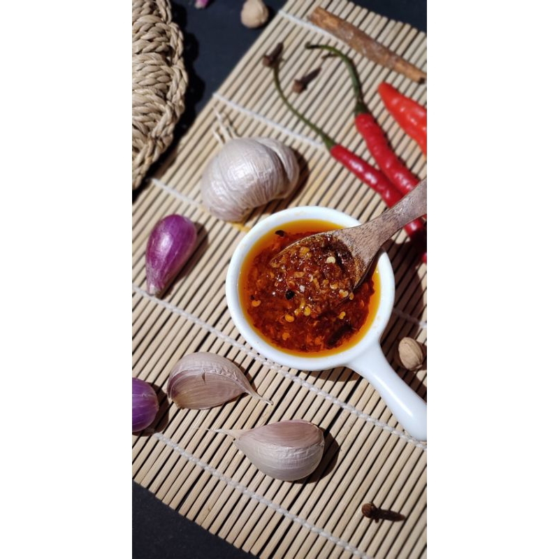 

Chillioil / Minyak Cabe Sachet | Dimsum Umma