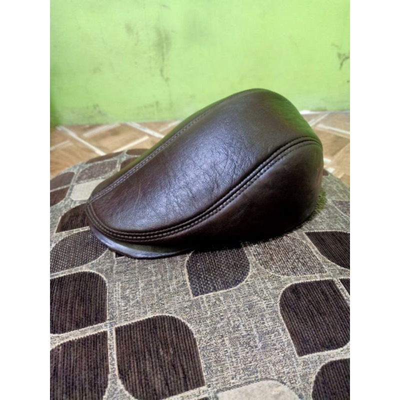 topi kulit asli model pet