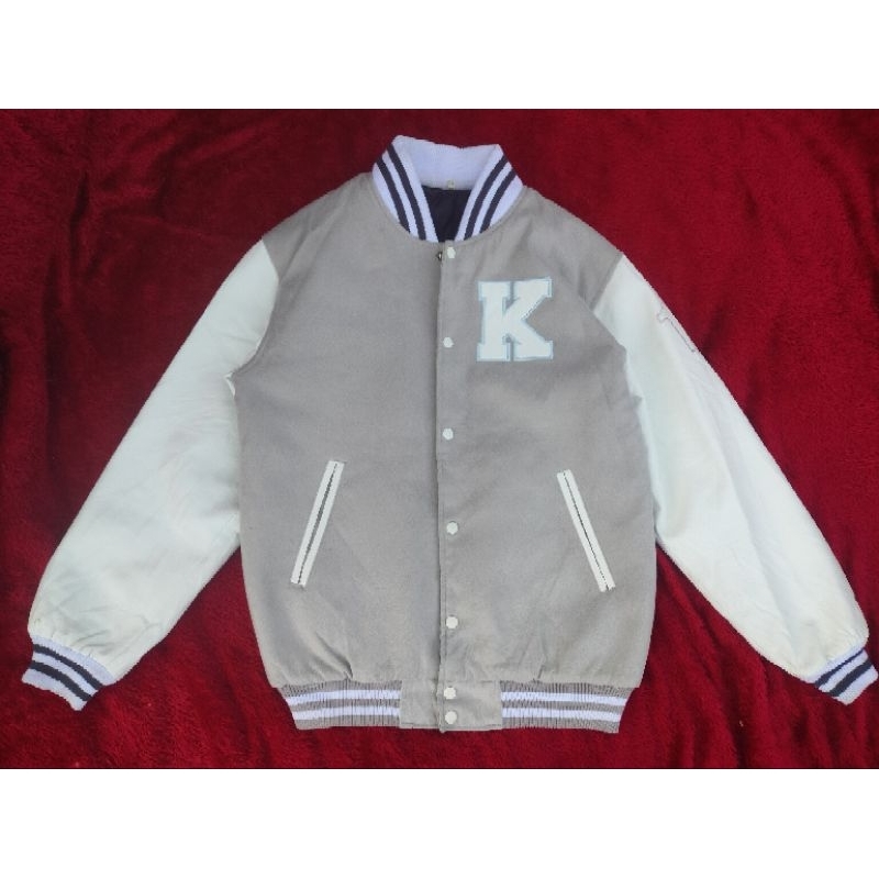 jaket varsity university