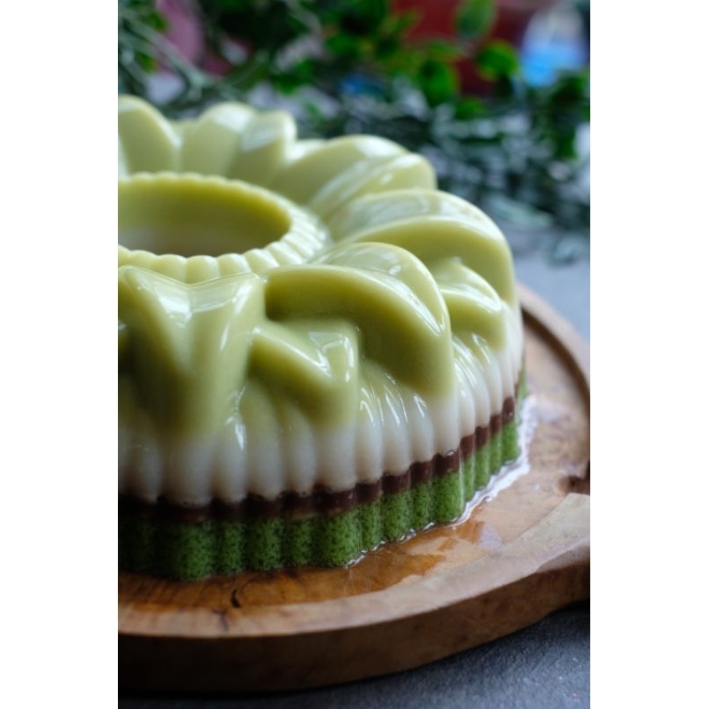 

Pudding 3 layer Puding Lumut Alpukat Coklat