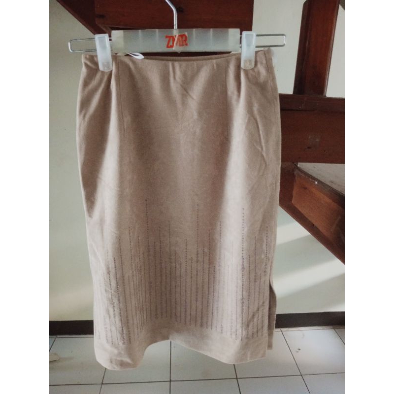 Rok Beludru Coklat-Preloved