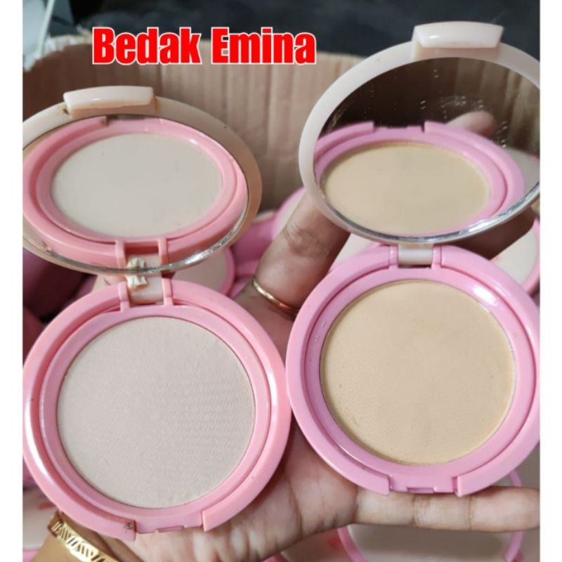 BEDAK PADAT KACA EMINA TWO WAY CAKE