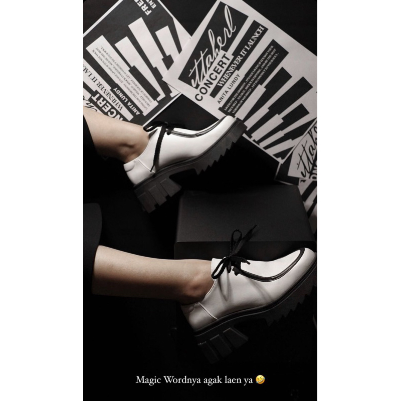 READY Ittaherl Aeterna Platform Snug Cloud (No Charm) Size 41