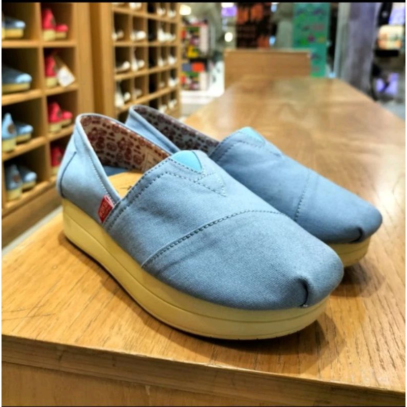 Wakai Atsui Wedges Original Store 100%