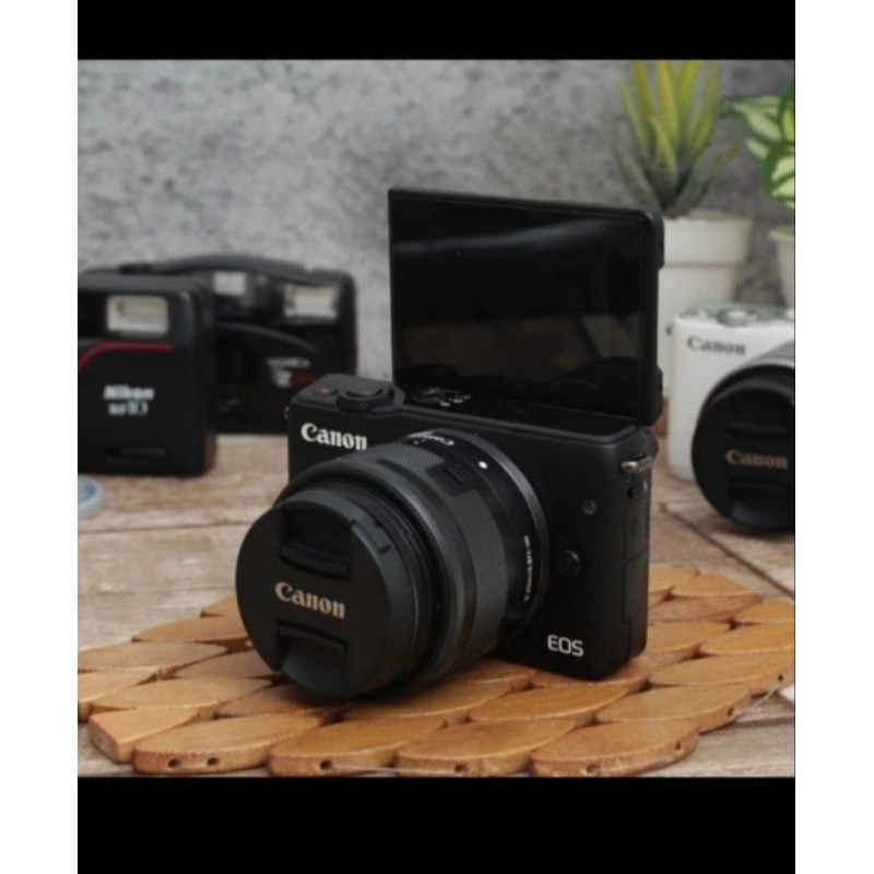 Kamera Mirrorless Canon EOS M10 Second