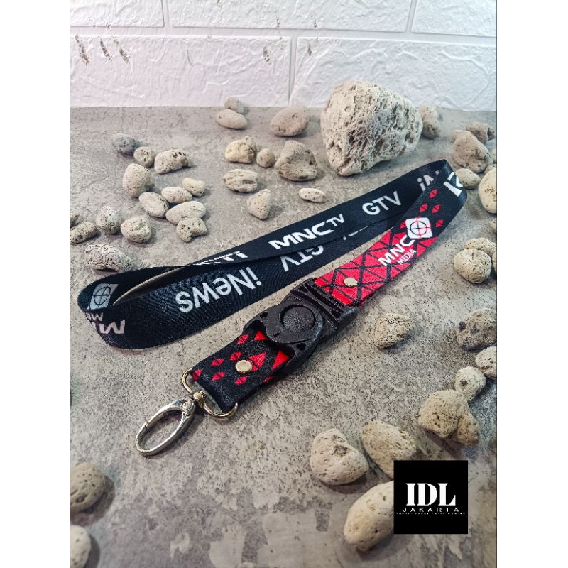 

Tali Lanyard MNC Media RCTI GTV MNC Play INews Lebar 2.5cm / Tali IDCARD Lanyard Name Tag Full color printing 2 sisi / Berkualitas tidak luntur Bisa di Cuci / Emika Store