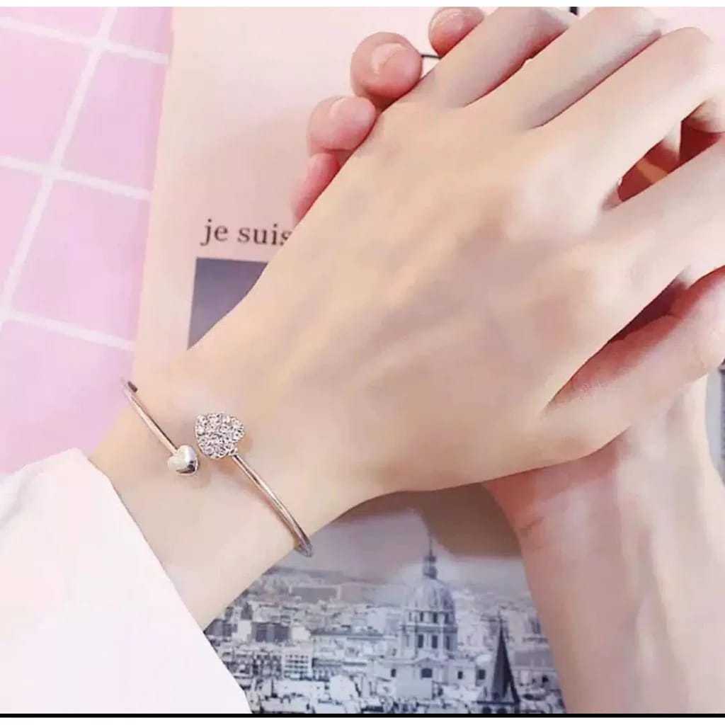 Gelang Wanita  / Gelang Aksesoris / Fashion Wanita Korea / Gelang Motif