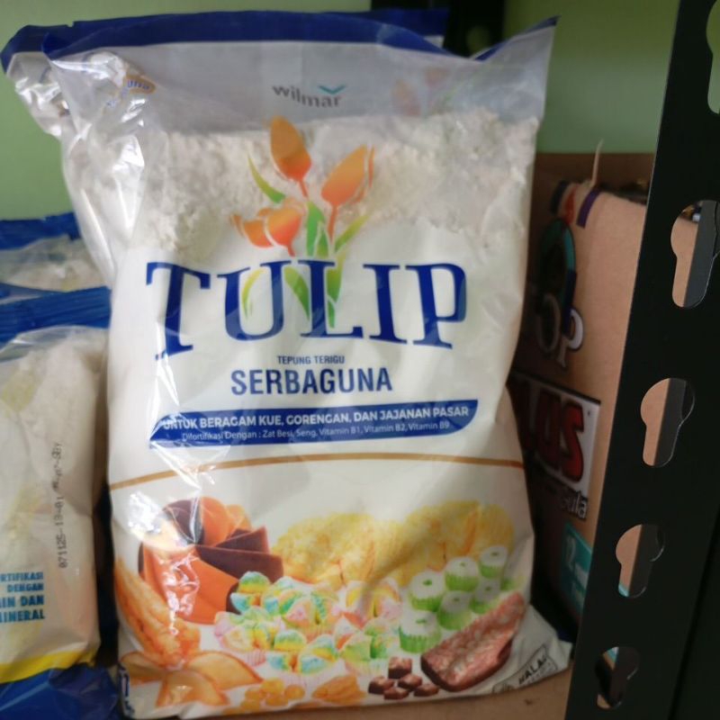 

Tepung terigu serbaguna TULIP kemasan 1 kg