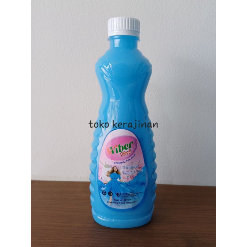 Softener merk WIBER kemasan 450 ml pelembut pakaian cuci baju pewangi biru blue