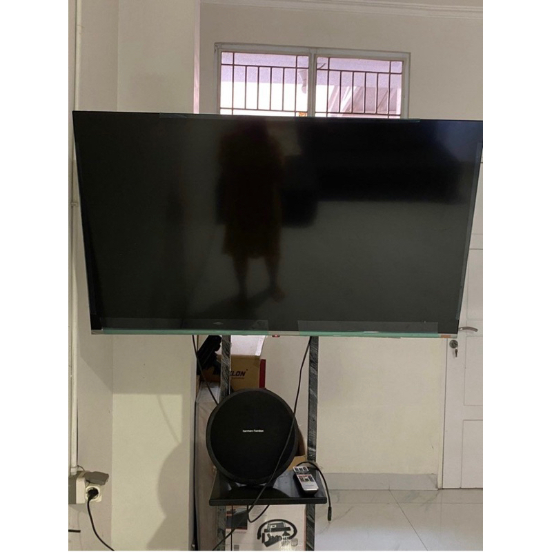 Smart TV Cooca 50inch Bekas