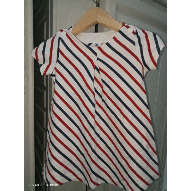 Preloved Petit Bateau size 12m