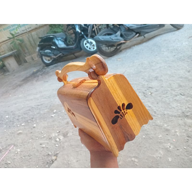 kotak pikat burung kutilang/catok pikat