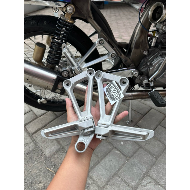Footstep K45 postep k45 postep cbr bancek belakang