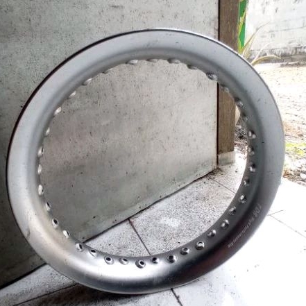 velg pelek ring 14 x 250 TDR