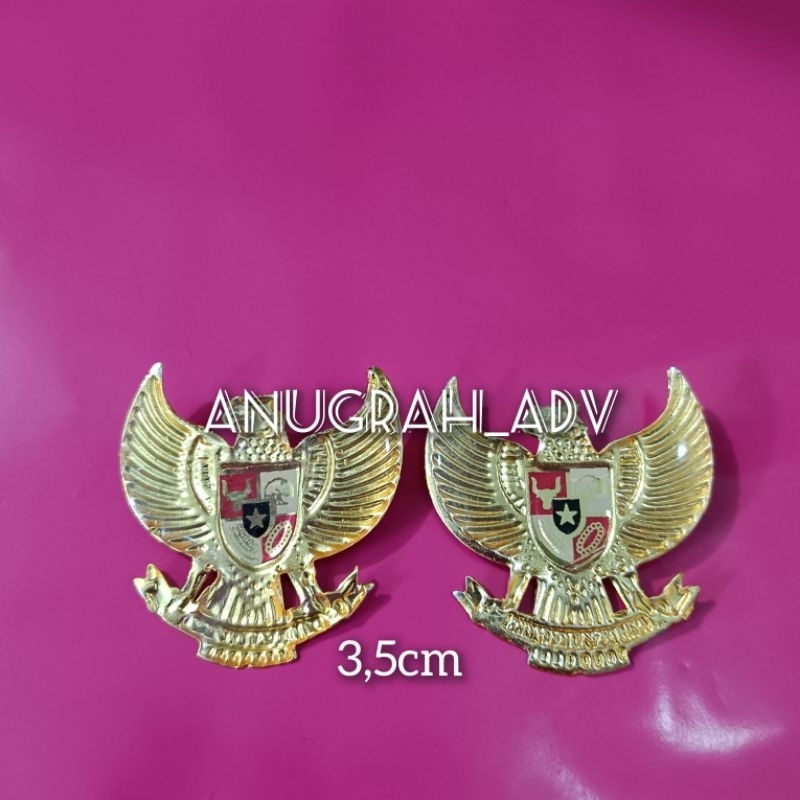 

pin garuda 3,5cm kuningan lapis resin - peniti