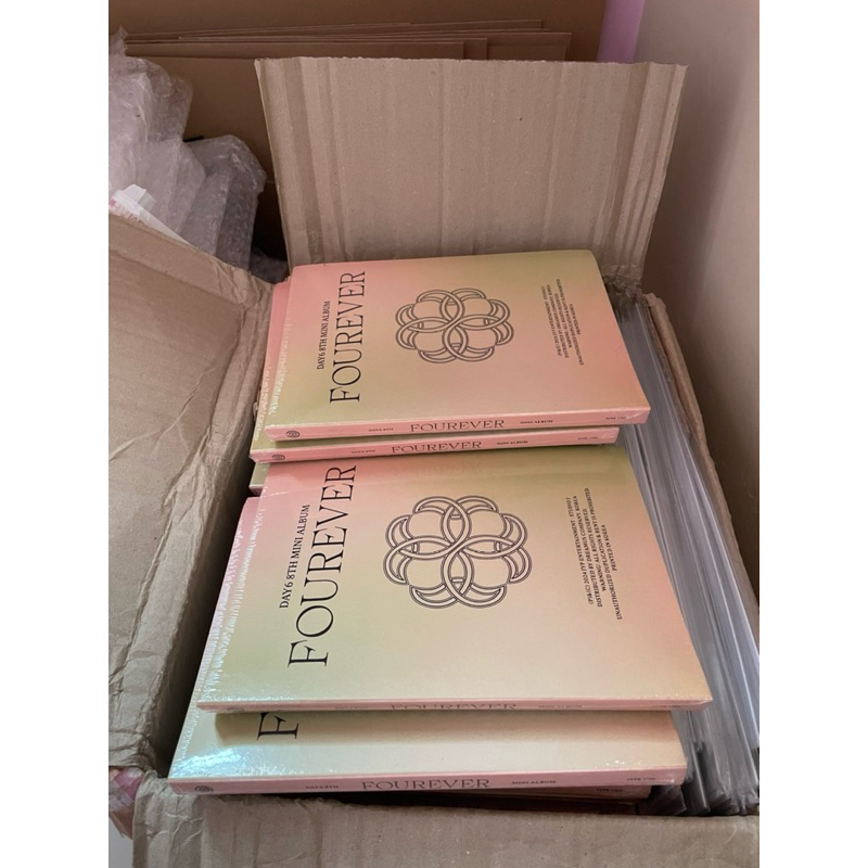 [READY STOCK] DAY6 FOUREVER ALBUM (ex fansign)