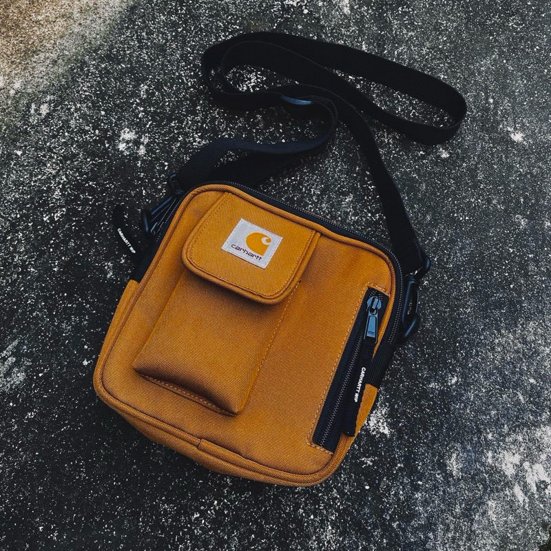 CARHARTT WIP ESSENTIALS BAG SMALL BROWN