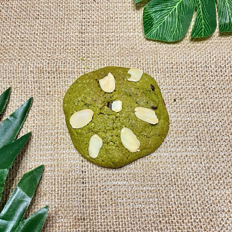 

Soft cookies matcha keju Sowi's Cookies