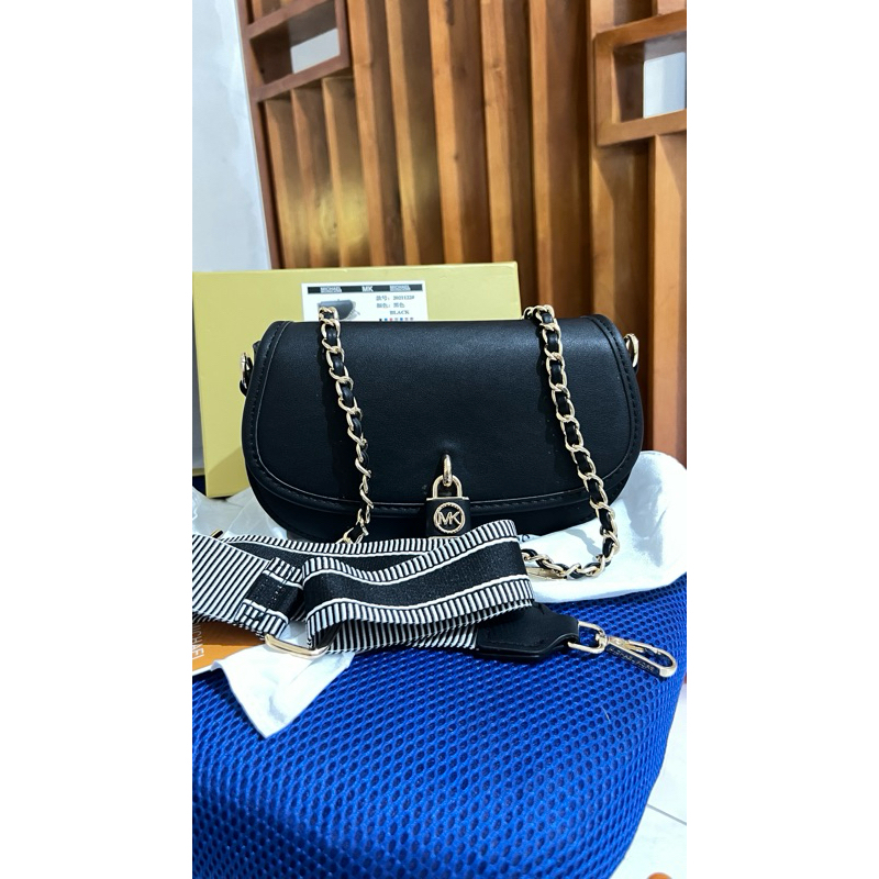 MK tas selempang hitam/black women bag