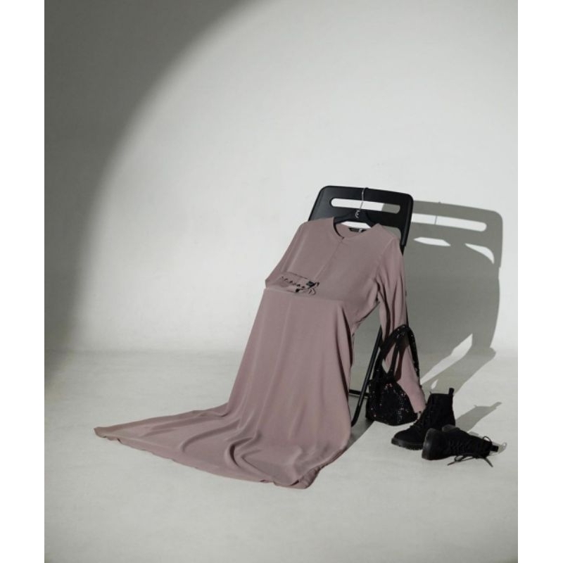 preloved saila winter cream size L by aljenna