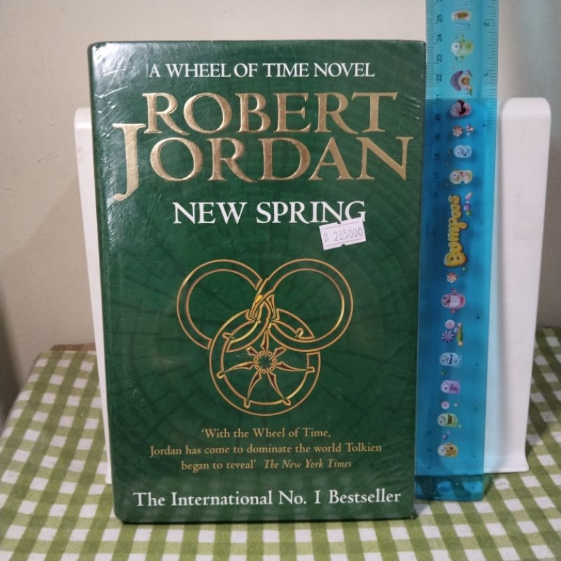 Novel import A Wheel Of Time NEW SPRING by Robert Jordan