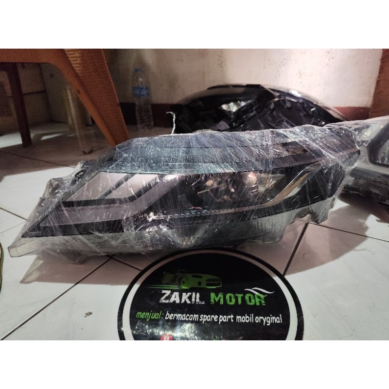Headlamp lampu depan Mitsubishi Triton 2021 2022 LED original