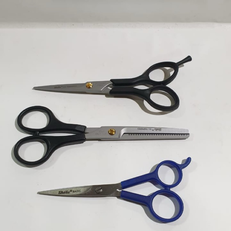 Shilla gunting rambut