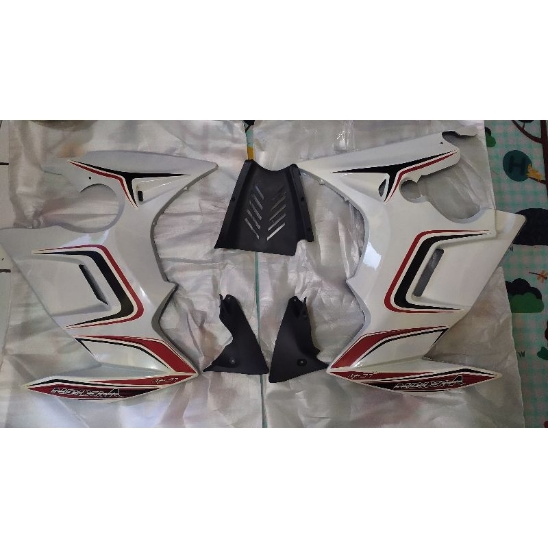 half fairing sayap depan fairing Vixion new 2013 2014 2015 NVL model ninja 250 kumpit segitiga cover