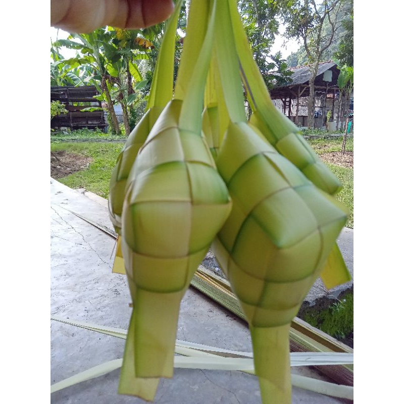 

kupatlebaran